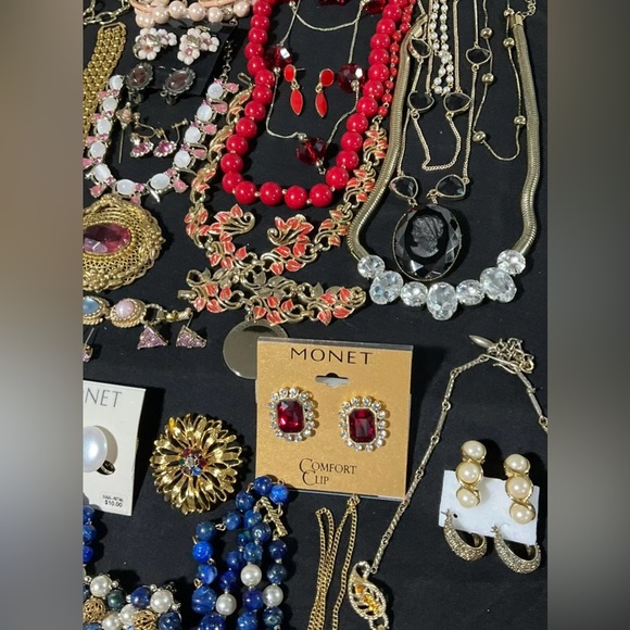 🧨 2 LB ALL SIGNED/HIGH END Jewelry Lot~MOST necklaces signed +earrings bracelets - Picture 3 of 9
